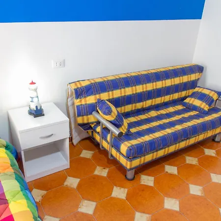 Sailor's House *